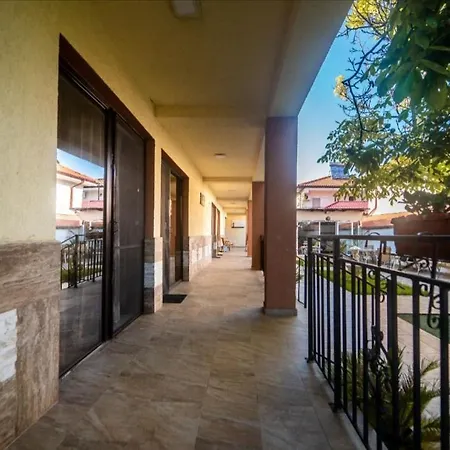 Guest house Casa Daymar 4*